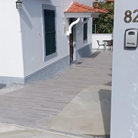 Bus Stop House 82 푼샬 외부 사진