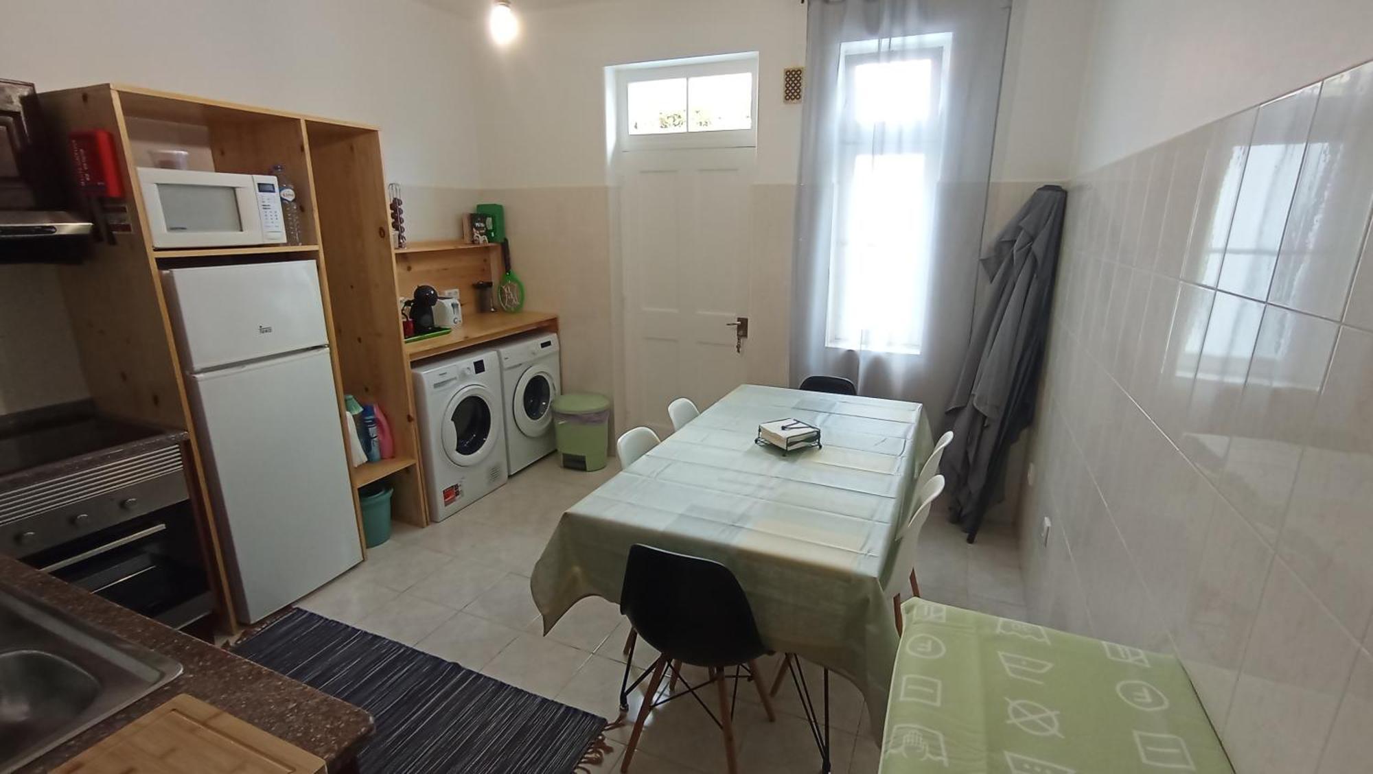 Bus Stop House 82 푼샬 외부 사진